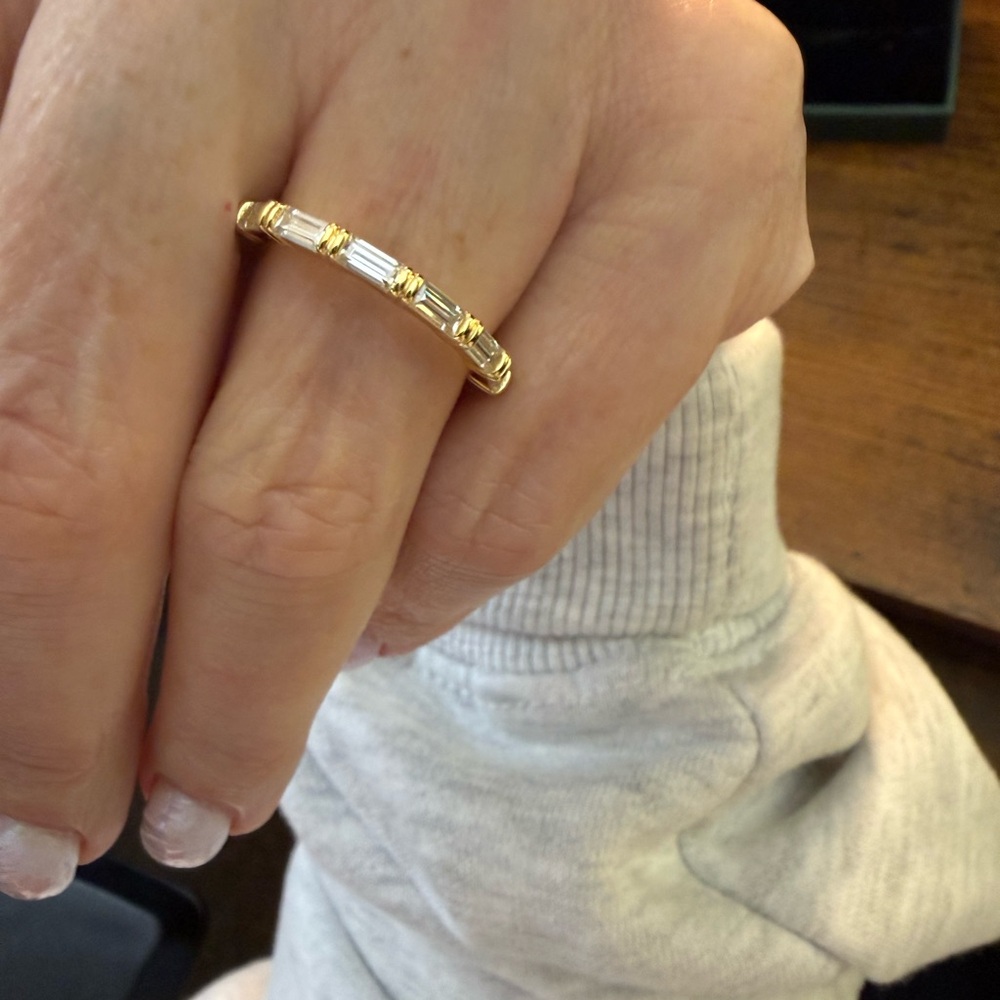 NWT Elegant Moissanite Rings with GRA Certification - size 6 - Picture 6 of 10